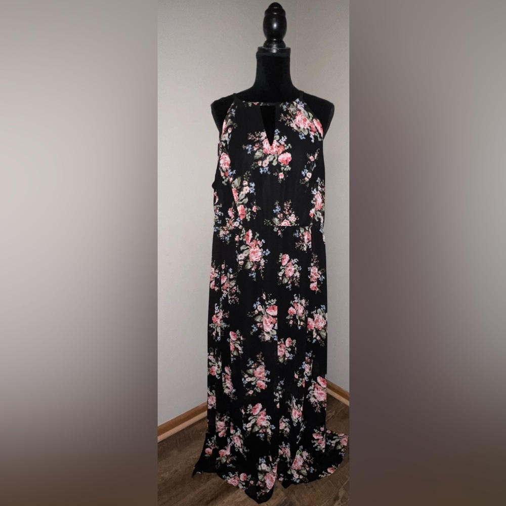 Plus Size 3x - Black Floral Chiffon Pleated Maxi Dress - Torrid